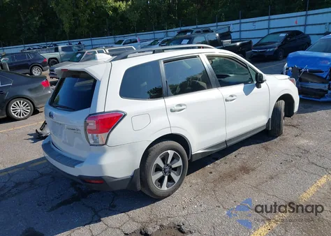 2017 Subaru Forester 2.5I Premium z USA, uszkodzony, nr VIN JF2SJAGC4HH436814